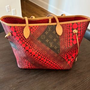 Rare Louis Vuitton Neverfull.  Great Condition!